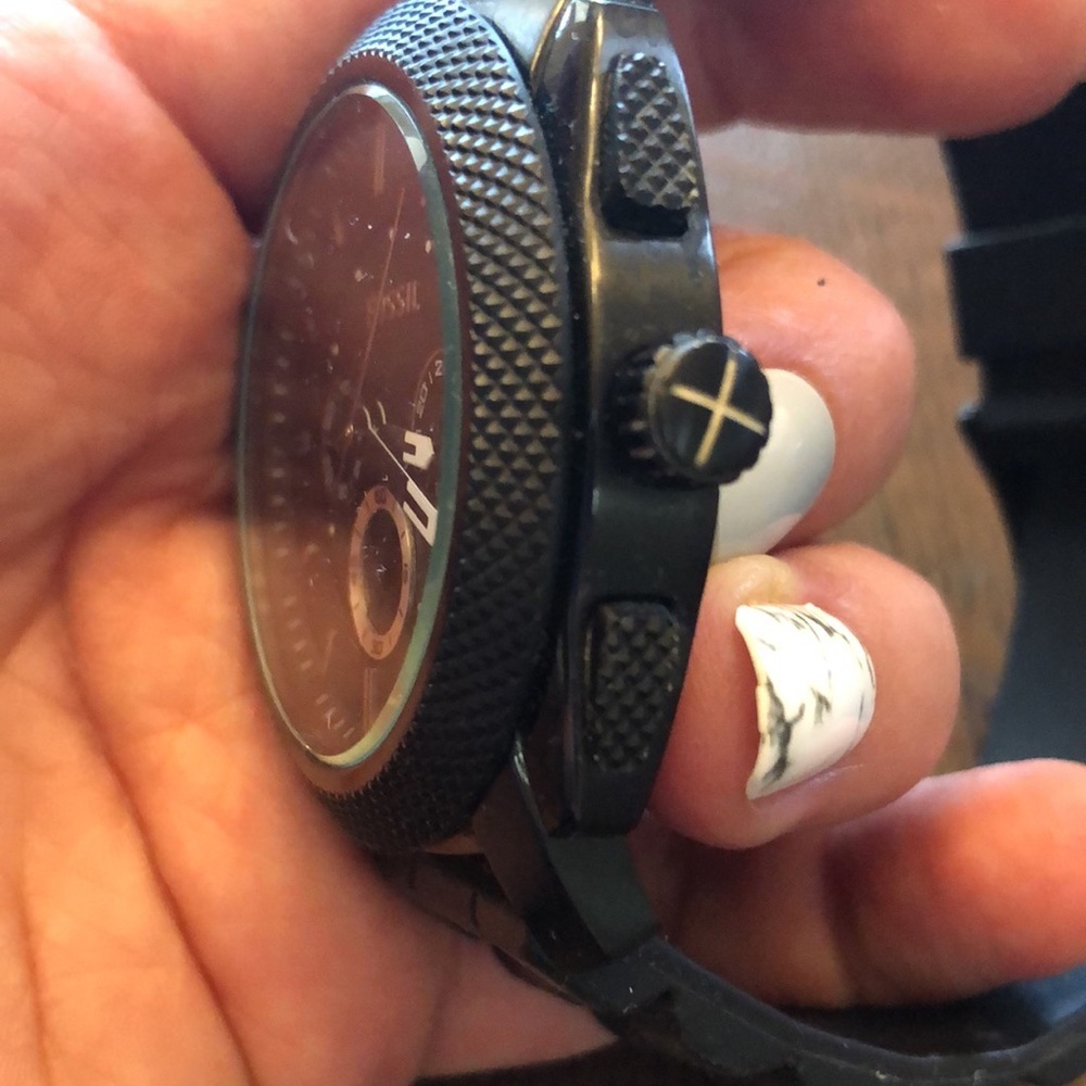 Men’s Fossil Watch - Picture 3 of 7